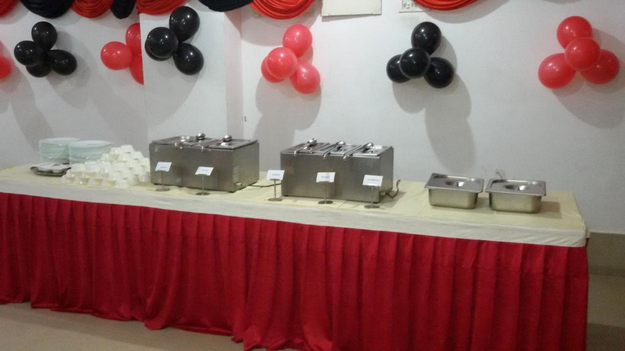 Hotel Tapti Saral Bhopal Zewnętrze zdjęcie